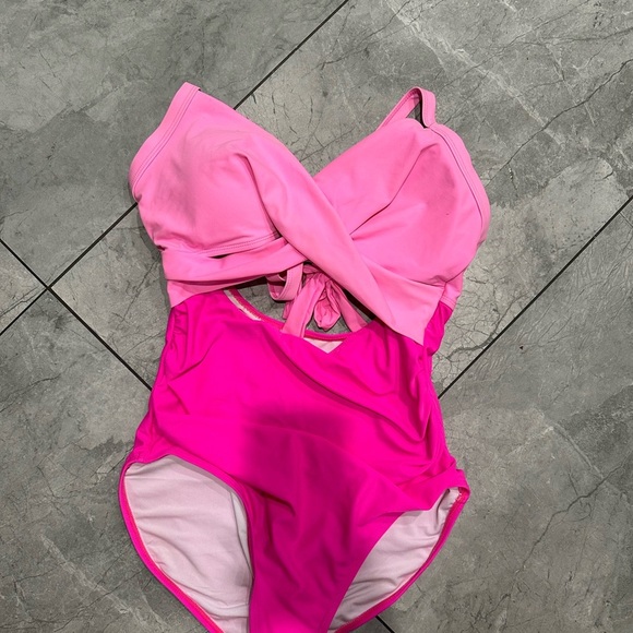 Eomine One Piece Bodysuit Size M - Picture 2 of 6